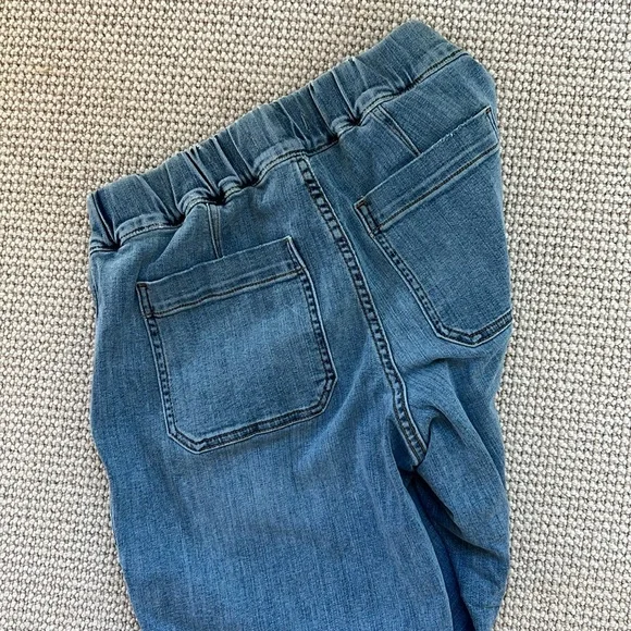 Madewell size small petit jeans- elastic waist. Never worn! - Picture 3 of 5